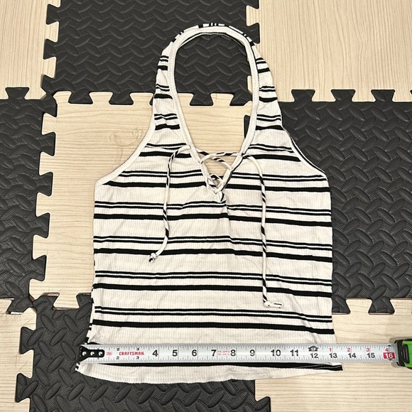 Tillys white and black striped halter stretchy full tilt brand size large NWT - Picture 3 of 11